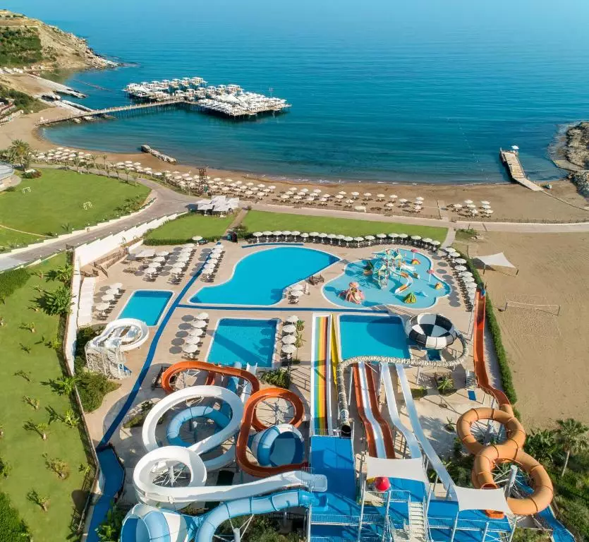 Elexus Hotel Resort and Spa and Casino